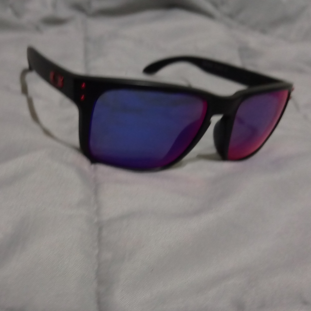 Holbrook Oakley